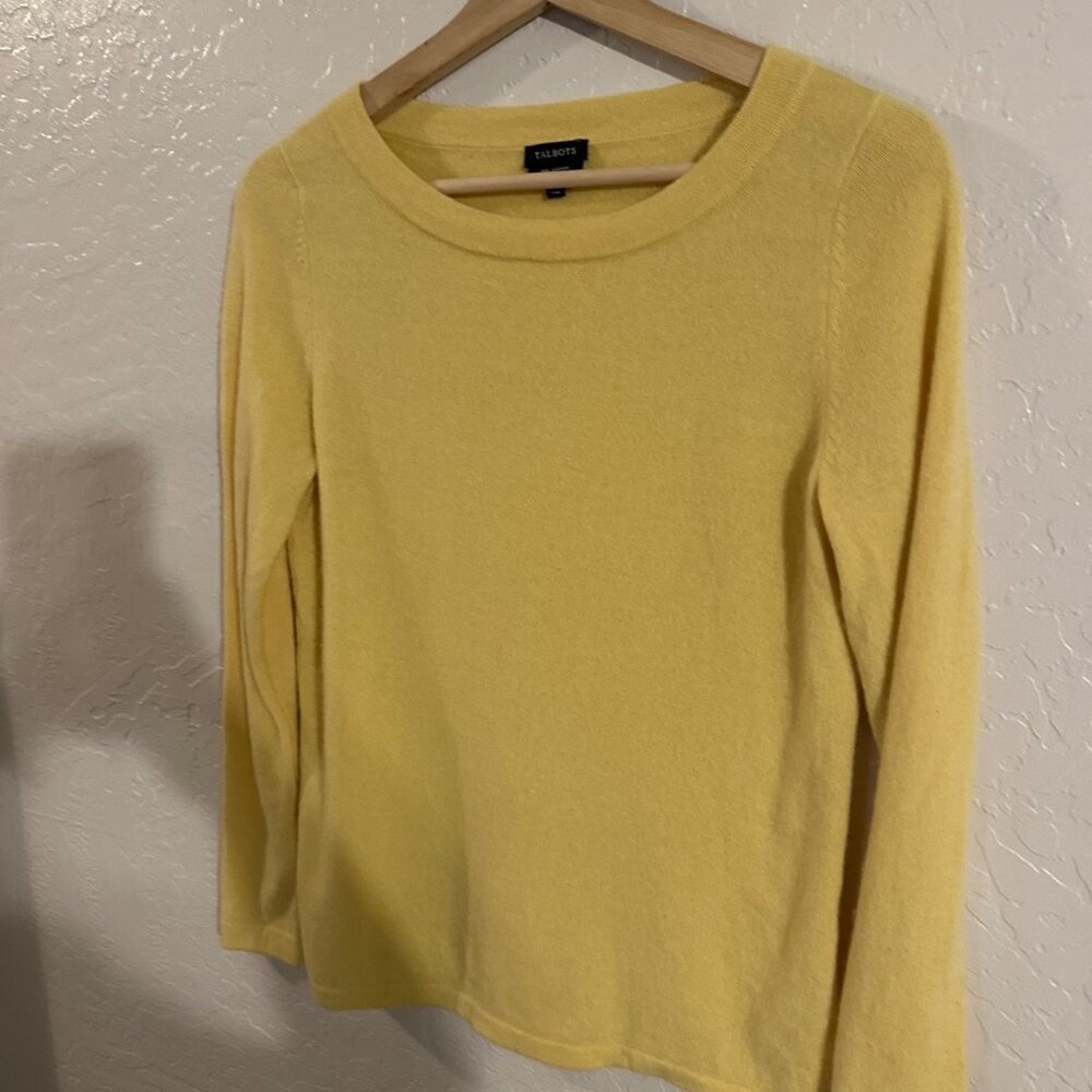 Talbots Pastel Yellow 100% Cashmere Super Soft Long Sleeved Crewneck Sweater - Picture 2 of 8